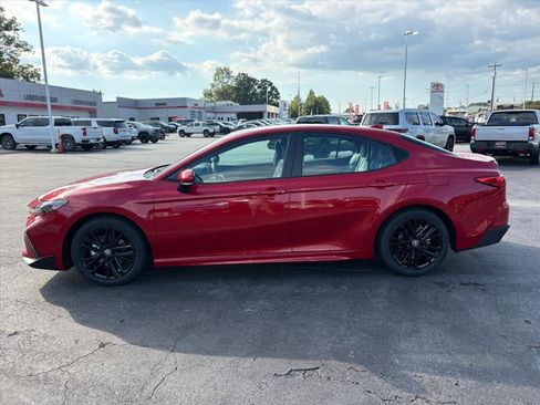 Used 2026 Toyota Camry SE FWD image 27