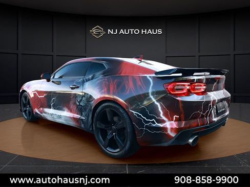 Used 2020 Chevrolet Camaro LT w/ Technology Package RWD image 4