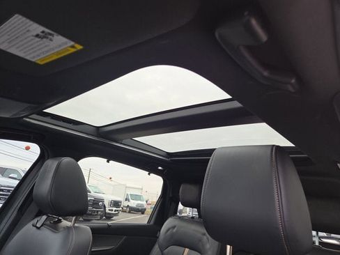 Certified 2024 MAZDA CX-90 3.3 Turbo w/ Premium Plus Pkg image 9