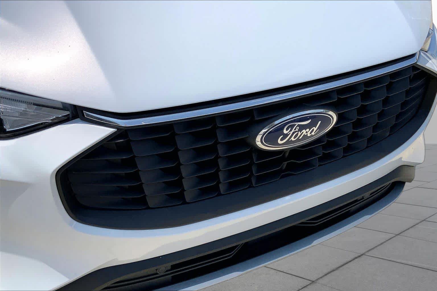 Used 2025 Ford Escape Active FWD image 30
