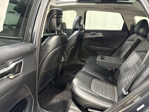Certified 2025 Kia Sportage SX FWD image 19