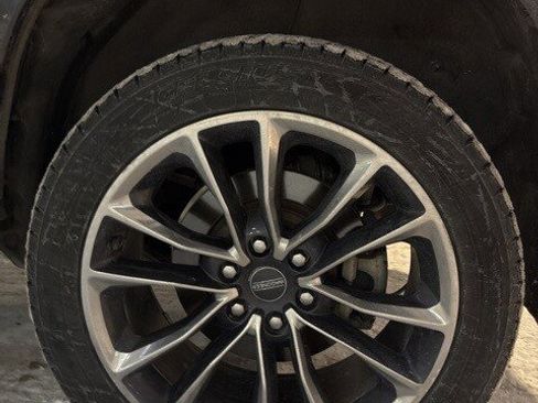 Used 2022 Jeep Wagoneer Series III w/ Premium Group I image 7