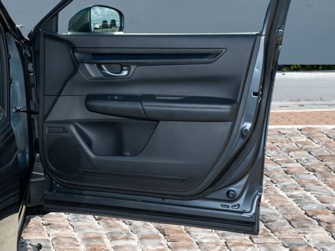 Certified 2023 Honda CR-V EX image 13