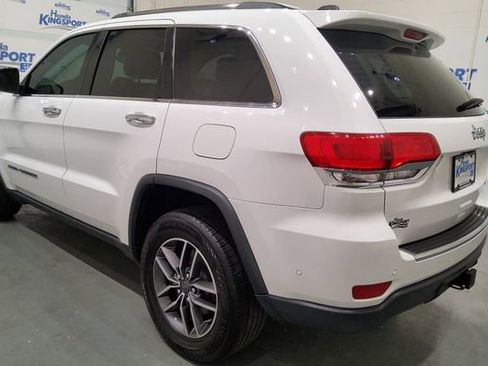 Used 2019 Jeep Grand Cherokee Limited RWD image 4