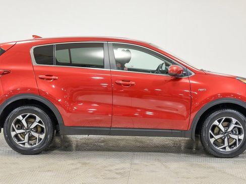 Used 2020 Kia Sportage LX image 9