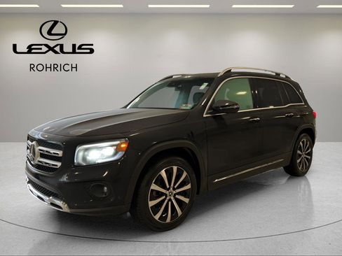 Used 2022 Mercedes-Benz GLB 250 4MATIC image 1