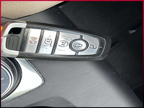 Used 2021 Ford Escape SEL w/ Technology Package FWD image 31