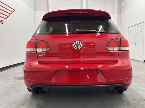 Used 2012 Volkswagen GTI 4-Door FWD image 8