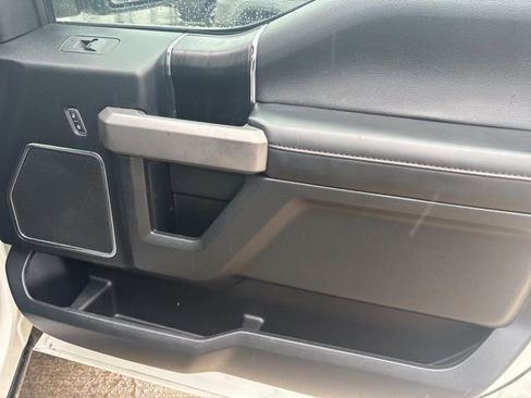 Used 2020 Ford F150 Platinum w/ Equipment Group 701A Luxury image 40