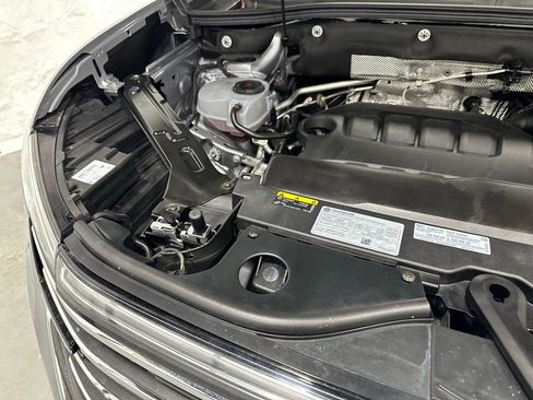 Used 2025 Volkswagen Atlas SE image 70