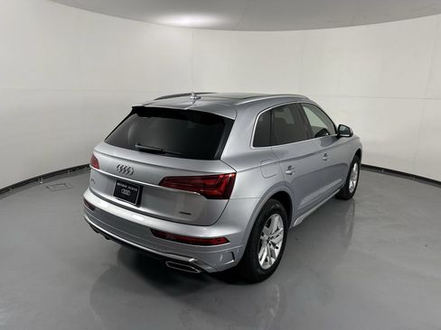 Used 2023 Audi Q5 2.0T Premium w/ Convenience Package AWD/4WD image 37