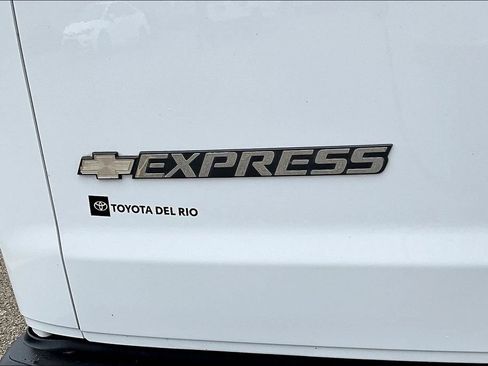 Used 2019 Chevrolet Express 2500 LS RWD image 24