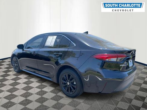 Used 2024 Toyota Corolla XLE FWD image 6