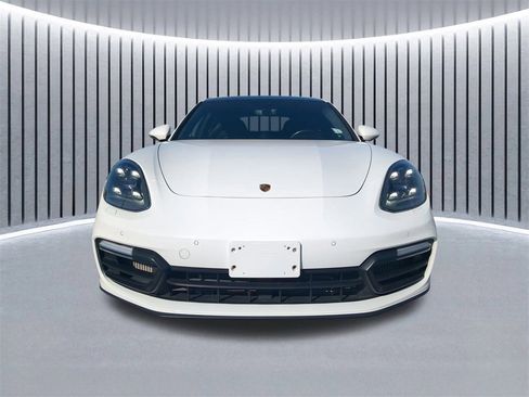 Used 2019 Porsche Panamera GTS image 10
