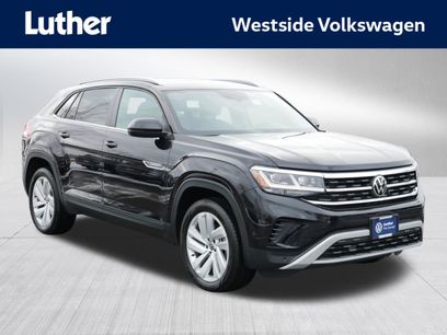 Certified 2022 Volkswagen Atlas Cross Sport SE w/ Panoramic Sunroof Package