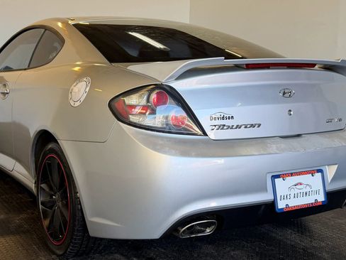 Used 2008 Hyundai Tiburon FWD image 4
