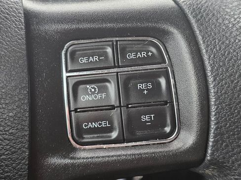 Used 2022 RAM 1500 Express w/ Wheel & Sound Group AWD/4WD image 27