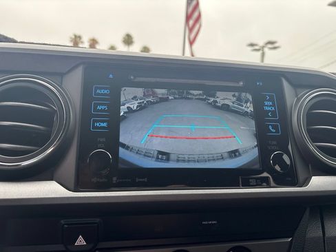 Used 2019 Toyota Tacoma TRD Sport w/ Technology Package RWD image 22