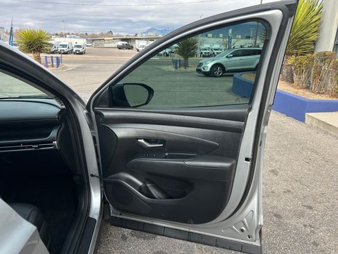 Used 2025 Hyundai Tucson SEL image 32
