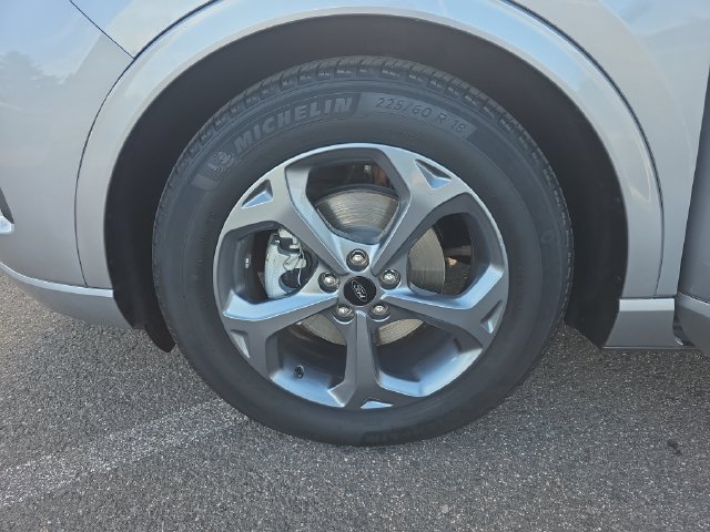 Used 2023 Ford Escape ST-Line w/ Tech Pack #1 FWD image 10