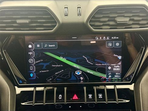 Used 2024 Lamborghini Urus S image 13
