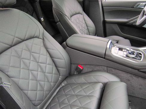 Used 2026 BMW X6 M60i AWD/4WD image 24