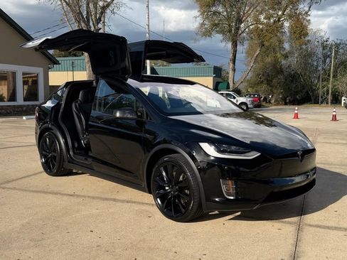 Used 2020 Tesla Model X Long Range image 16