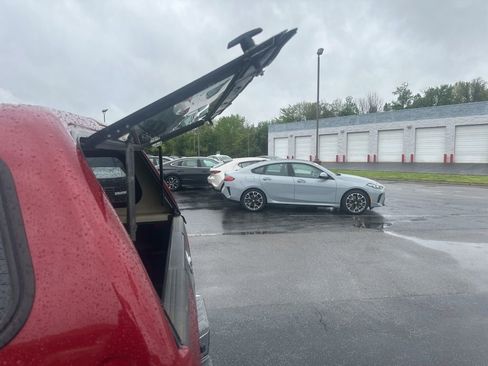 Used 2009 Nissan Frontier XE w/ XE Preferred Pkg image 9