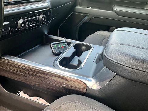 Used 2024 Chevrolet Silverado 2500 LT w/ Midnight Edition image 14