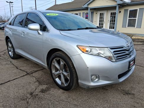 Used 2012 Toyota Venza XLE image 3