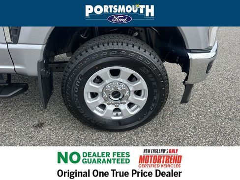 Used 2024 Ford F350 XLT w/ FX4 Off-Road Package image 31