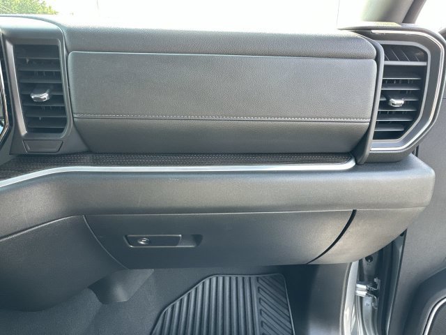 Certified 2026 Chevrolet Silverado 1500 RST AWD/4WD image 28