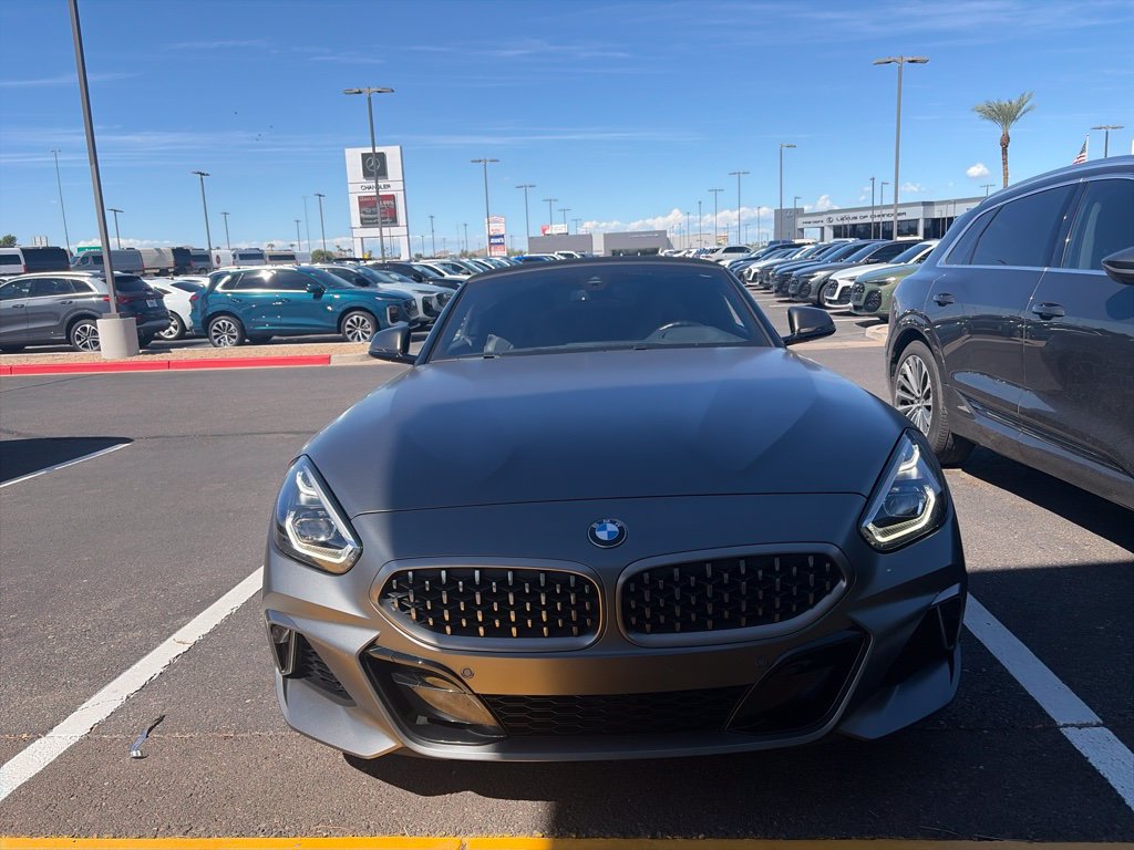 Used 2020 BMW Z4 M40i w/ Premium Package RWD image 2