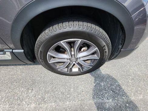 Used 2020 Honda CR-V Touring image 18