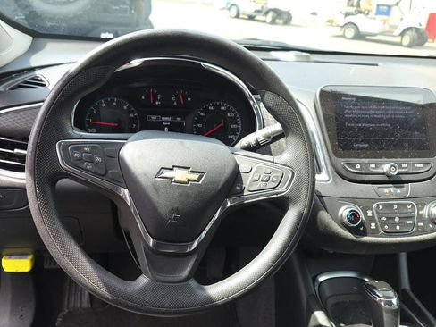 Used 2020 Chevrolet Malibu LT FWD image 8