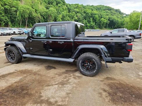 Used 2021 Jeep Gladiator Sport AWD/4WD image 3