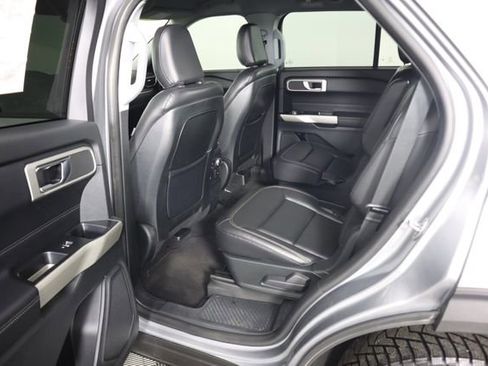 Certified 2020 Ford Explorer XLT w/ Equipment Group 202A AWD/4WD image 53