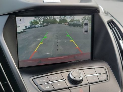 Used 2017 Ford Escape SE w/ Equipment Group 201A FWD image 25