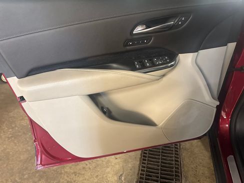 Used 2019 Cadillac XT4 Premium Luxury AWD/4WD image 15
