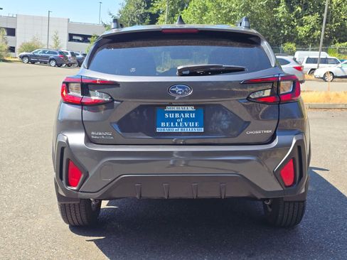 Used 2025 Subaru Crosstrek 2.5i Premium AWD/4WD image 5