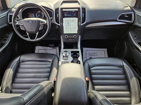 Used 2024 Ford Edge SEL image 12