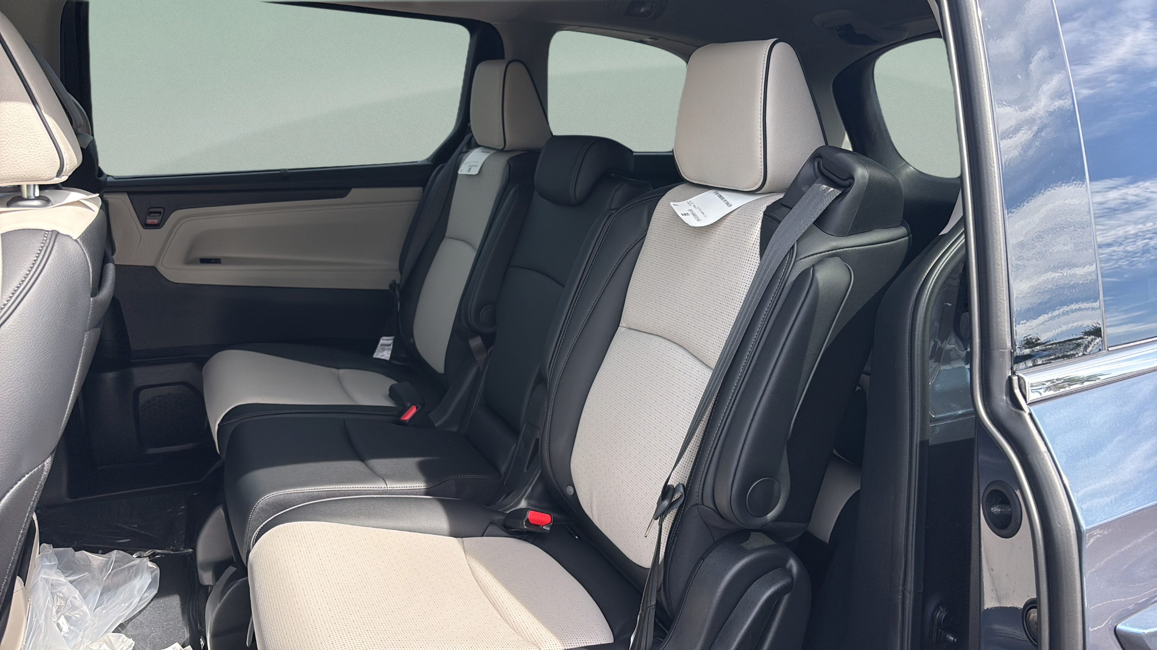 New 2027 Honda Odyssey Elite image 11