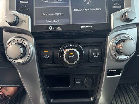 Used 2021 Toyota 4Runner SR5 image 26