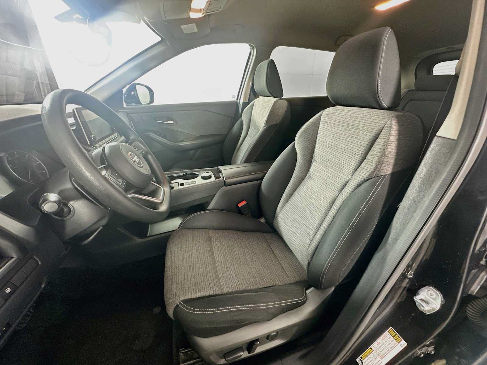 Used 2021 Nissan Rogue SV AWD/4WD image 18