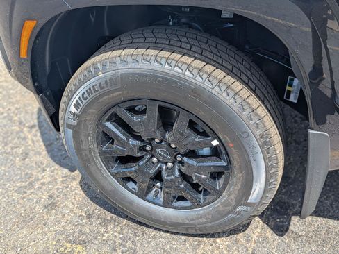 New 2026 Nissan Frontier SV AWD/4WD image 43
