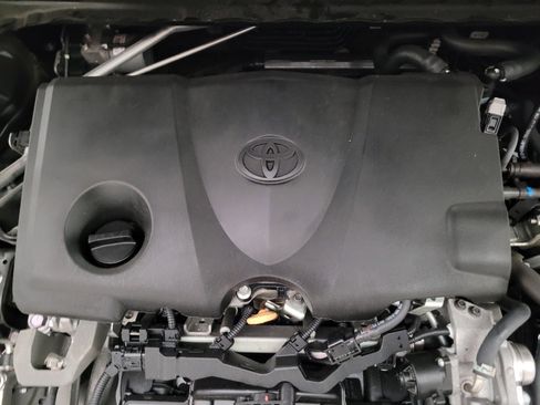 Used 2022 Toyota Camry SE FWD image 30