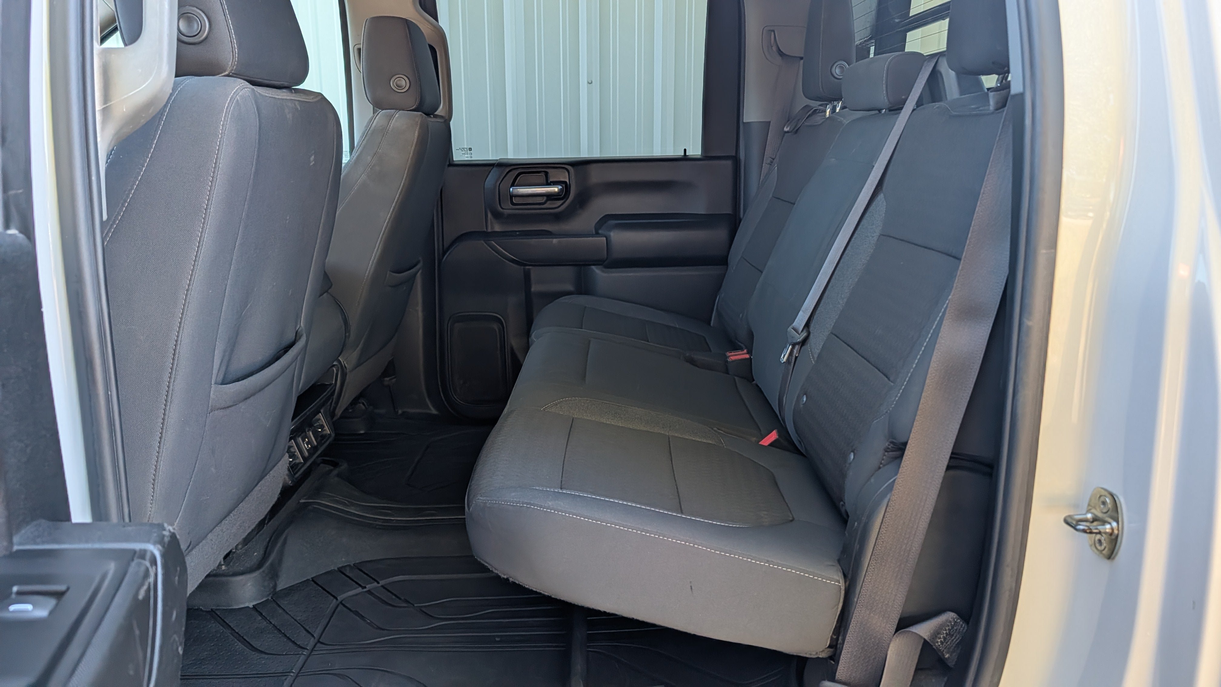 Used 2022 Chevrolet Silverado 3500 LT w/ Convenience Package AWD/4WD image 5