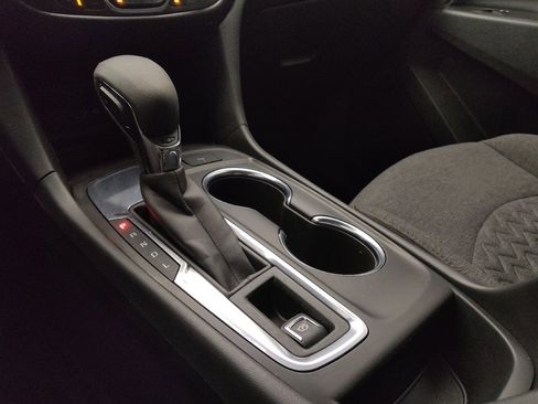 Used 2022 Chevrolet Equinox LT FWD image 26