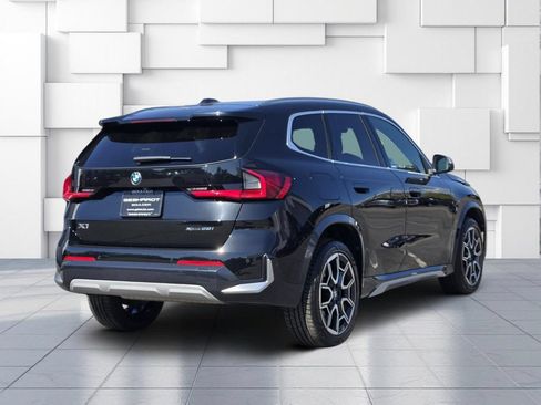 Used 2023 BMW X1 xDrive28i w/ Premium Package AWD/4WD image 7