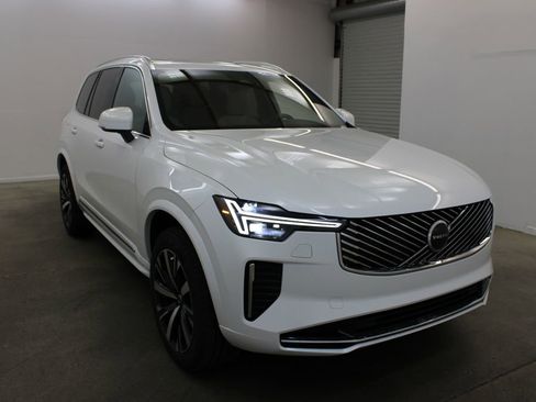 New 2026 Volvo XC90 B5 Core AWD/4WD image 6
